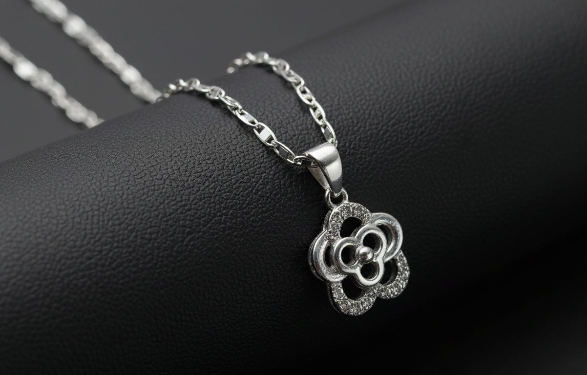 Cadena forzada con dije Flor de Loto